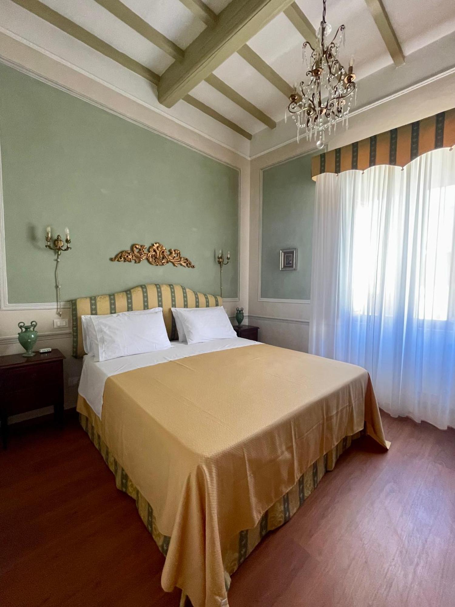 Residenza Dei Ricci Bed & Breakfast Chiusi Dış mekan fotoğraf