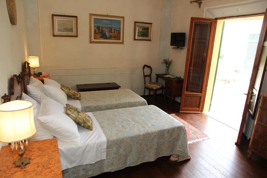 Residenza Dei Ricci Bed & Breakfast Chiusi Oda fotoğraf